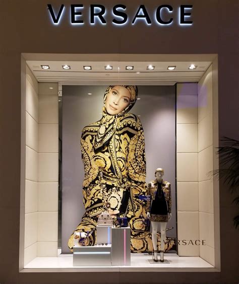 vitrine versace|versace stores.